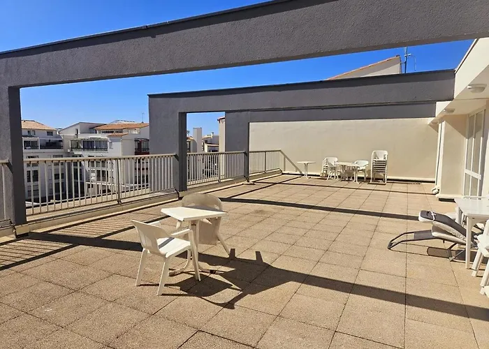 Climatise Centre Port Avec Piscine & Parking * 아그