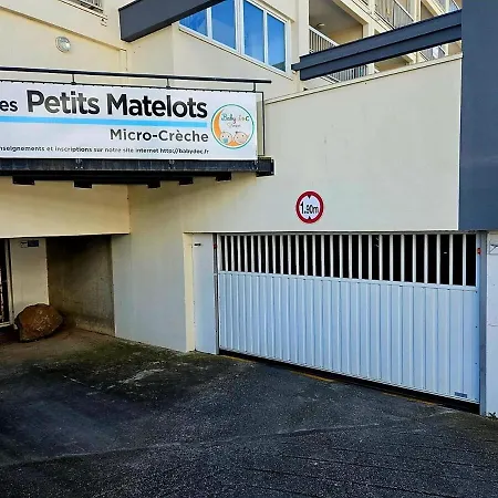 Climatisé Centre Port Avec Piscine&parking Agde