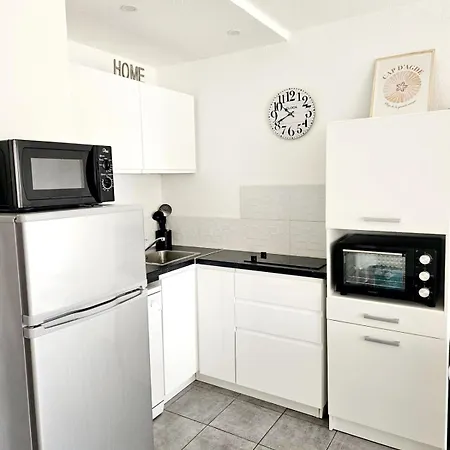 Climatisé Centre Port Avec Piscine&parking Agde