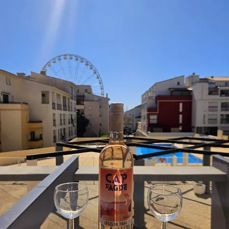 Climatise Centre Port Avec Piscine & Parking Appartamento