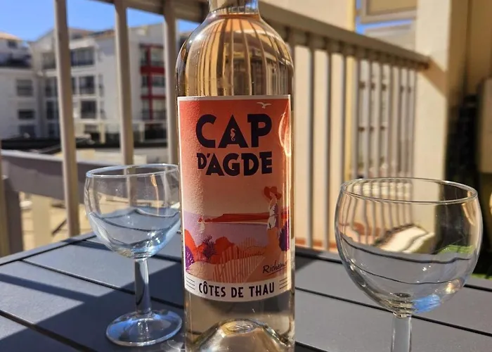 Climatise Centre Port Avec Piscine & Parking Lägenhet