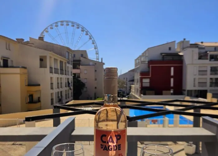 Climatise Centre Port Avec Piscine & Parking Lägenhet